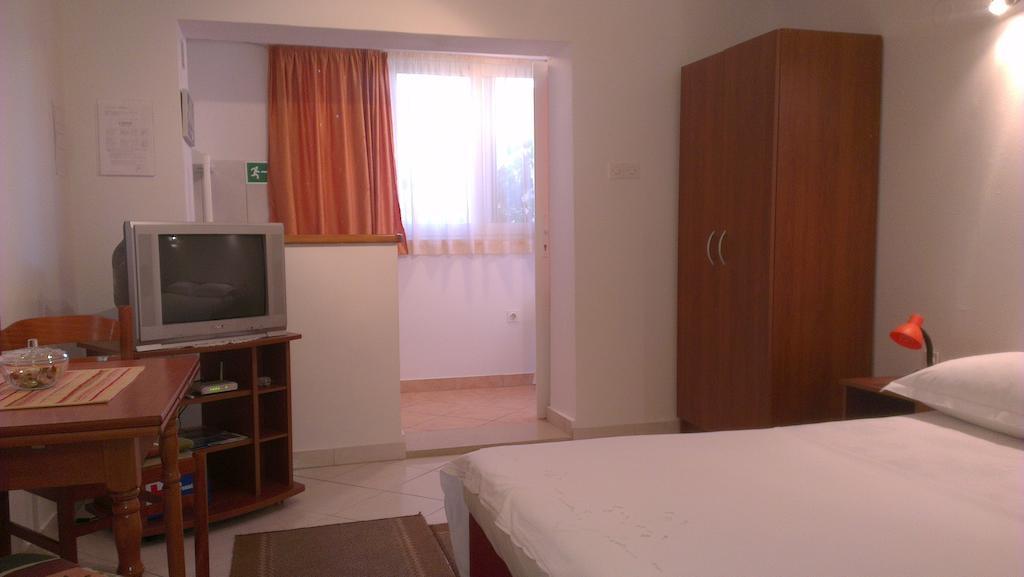 Apartment Andrea *